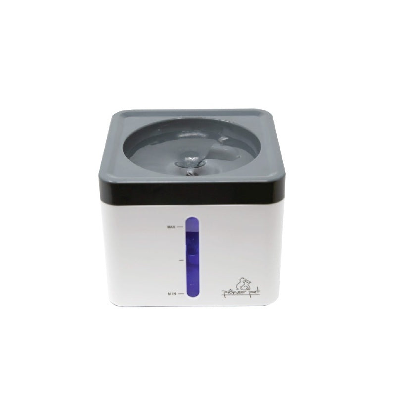 Pioneer Pet Mini Vortex Plastic Dog & Cat Water Fountain, White, 80-oz