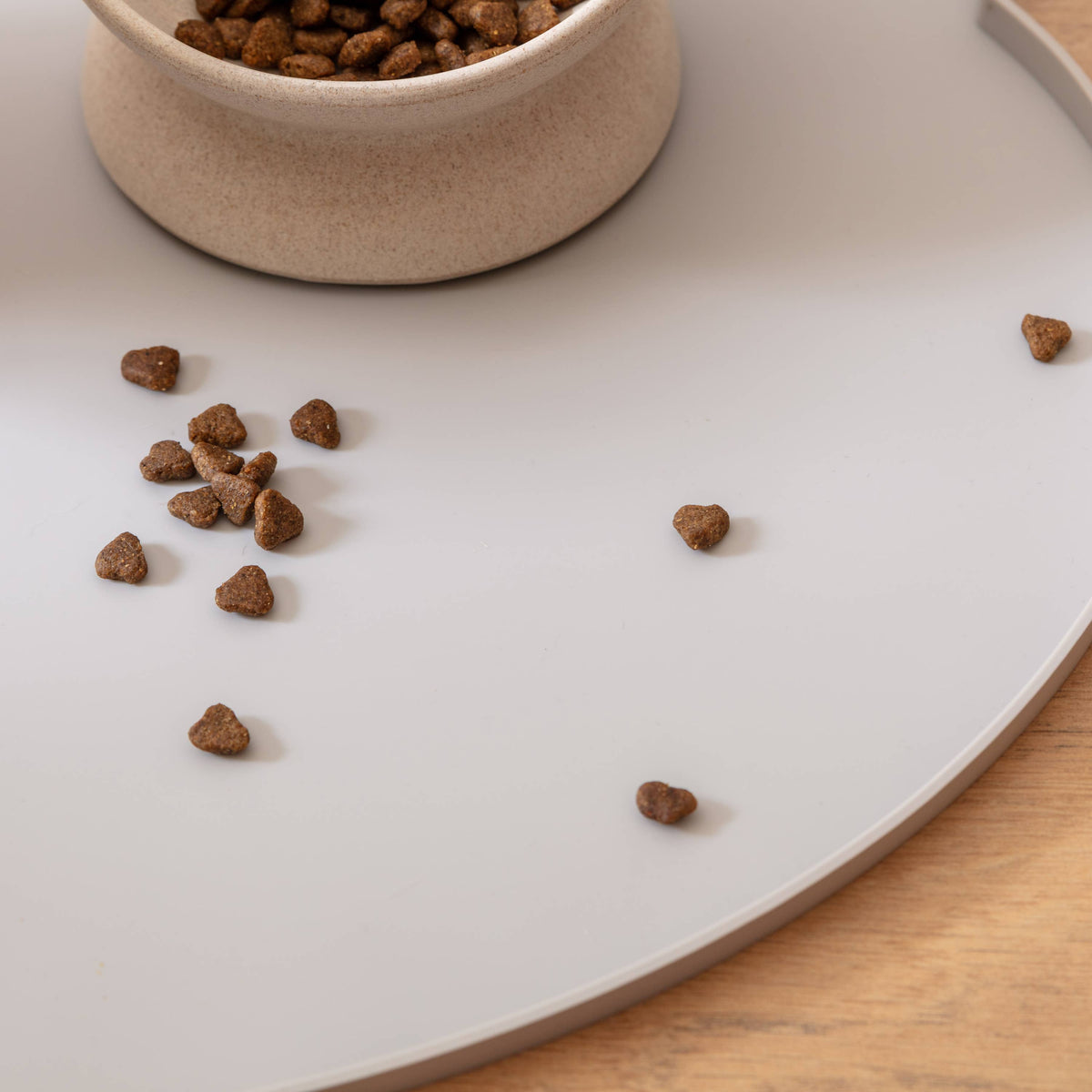 Oscar Silicone Cat Placemat: Navy Blue