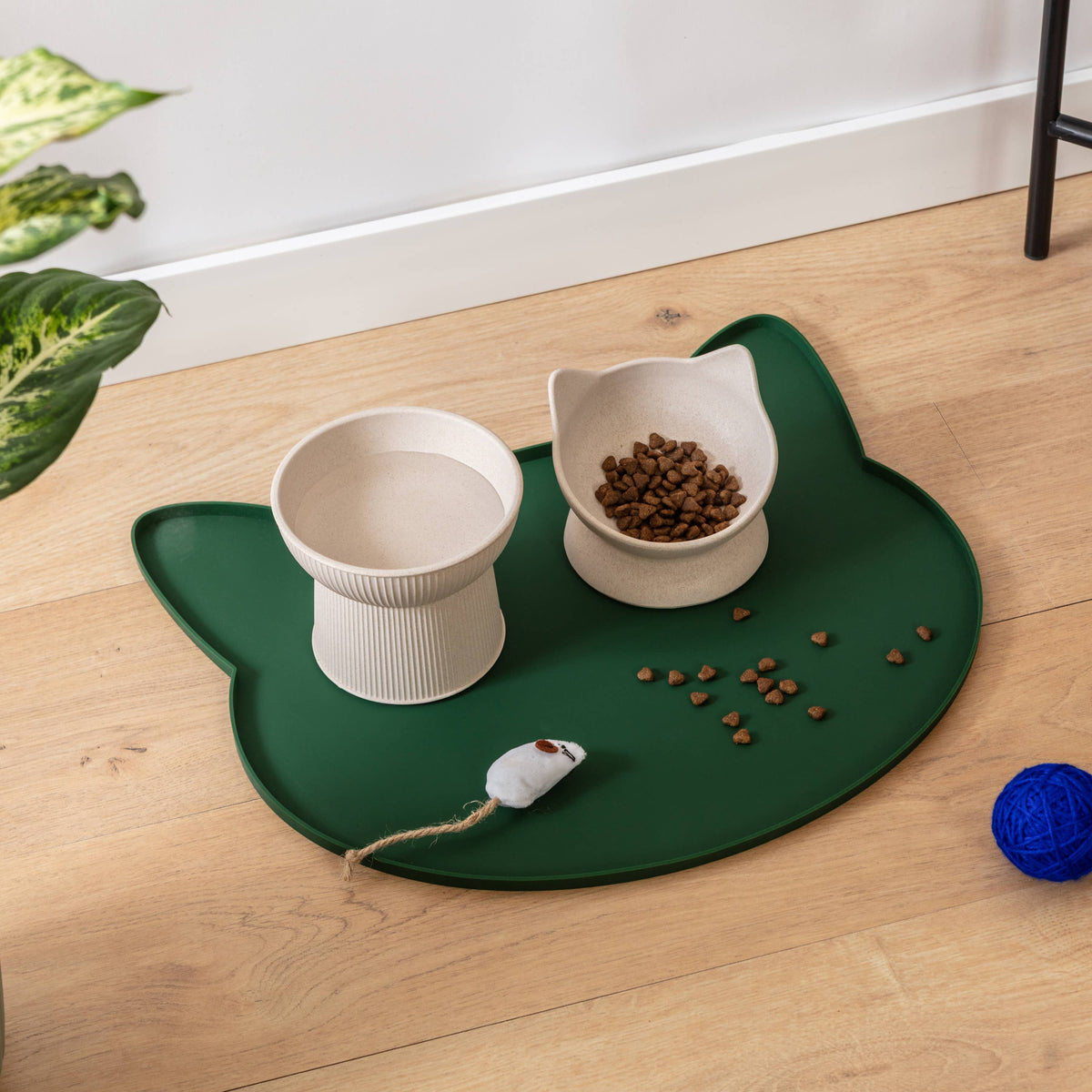Oscar Silicone Cat Placemat: Blush Pink
