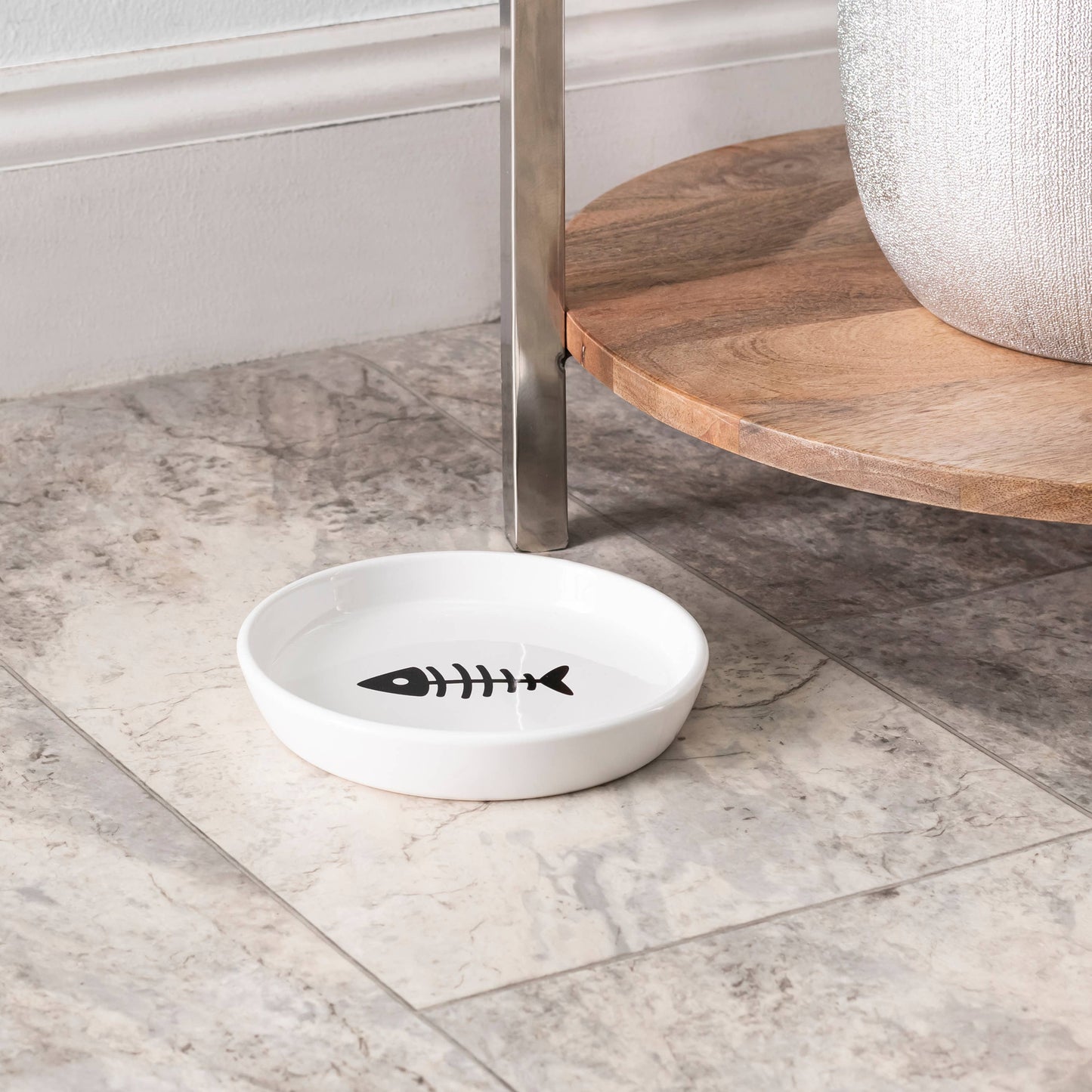 Oscar Classic Round Cat Dish: Blue