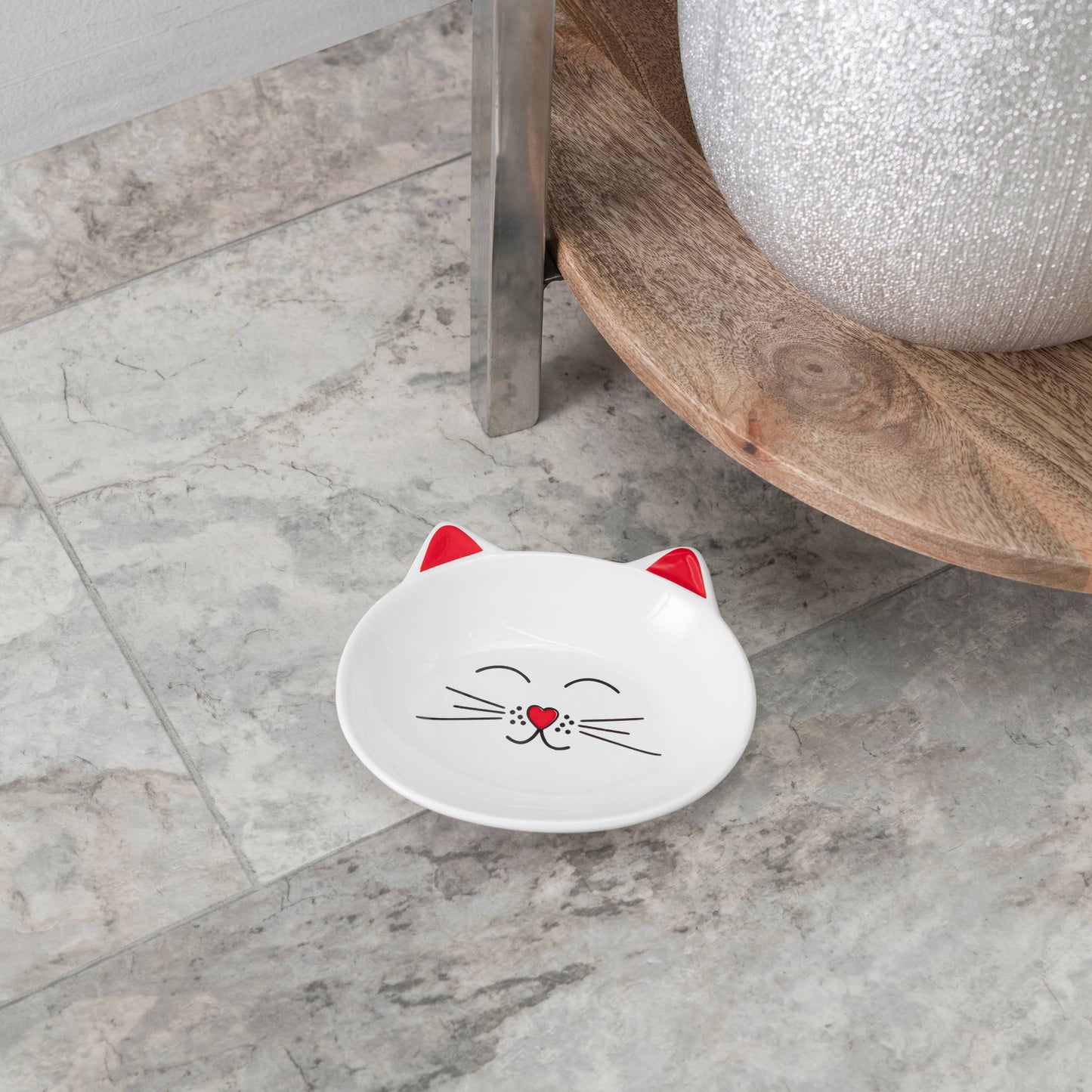 Oscar Cat Dish: Black
