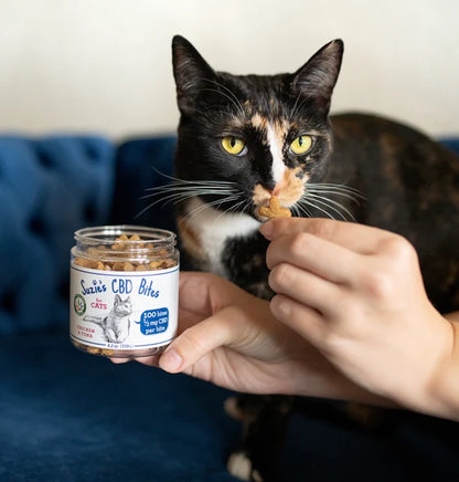 Suzie's CBD Bites for Cats Chicken & Tuna, 4.2 oz
