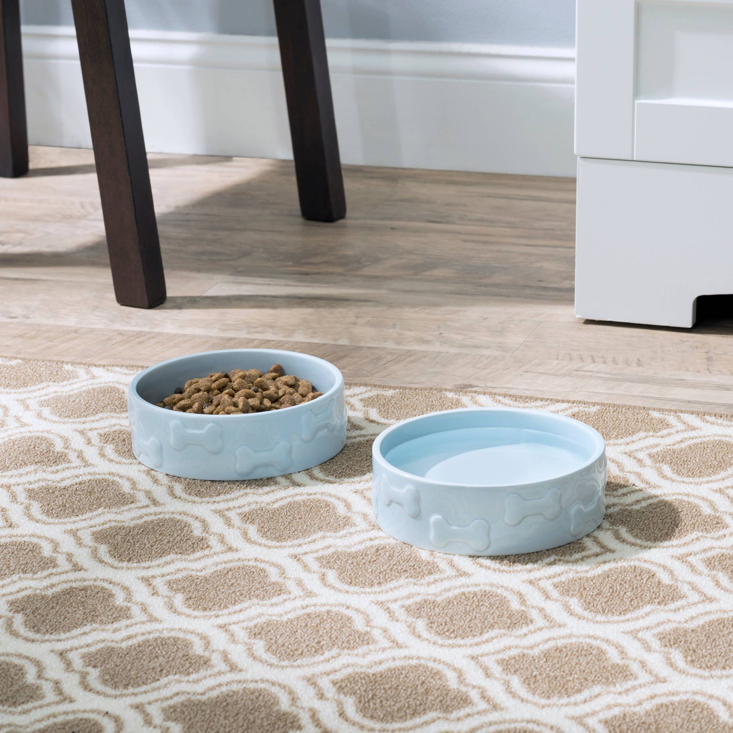 Manor Blue Pet Bowl: Large