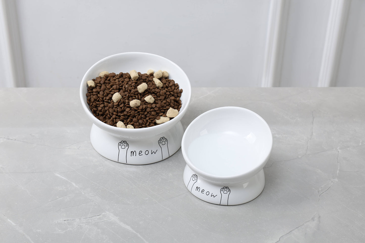 Meow Elevated Ceramic Cat Dish - Ideal For Food Or Water: Black / Standard
