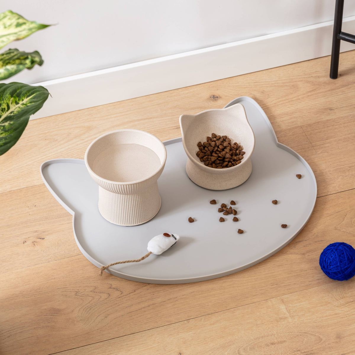 Oscar Silicone Cat Placemat: Blush Pink